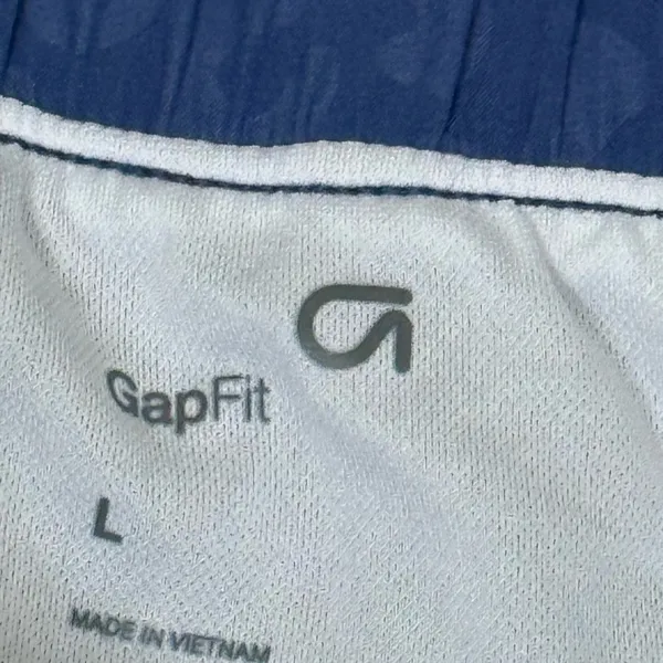 GAP Women's Navy Leopard Print Athletic Shorts - Image 7