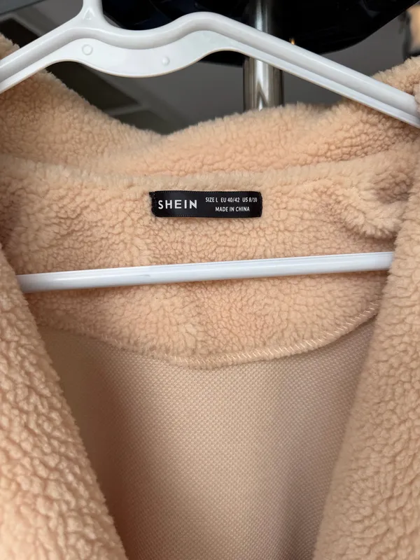 SHEIN Women’s Teddy Fleece Coat Size L 8/10 Beige Sherpa Long Jacket - Image 3