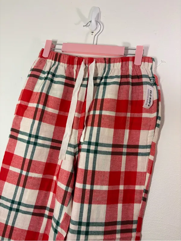 Old Navy Red White Green Plaid Flannel Jogger Style Pajama Pants Size Small - Image 3