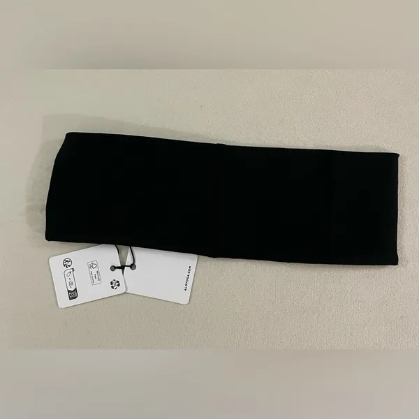 Alo Yoga NWT Performance Conquer Black Headband - Image 7
