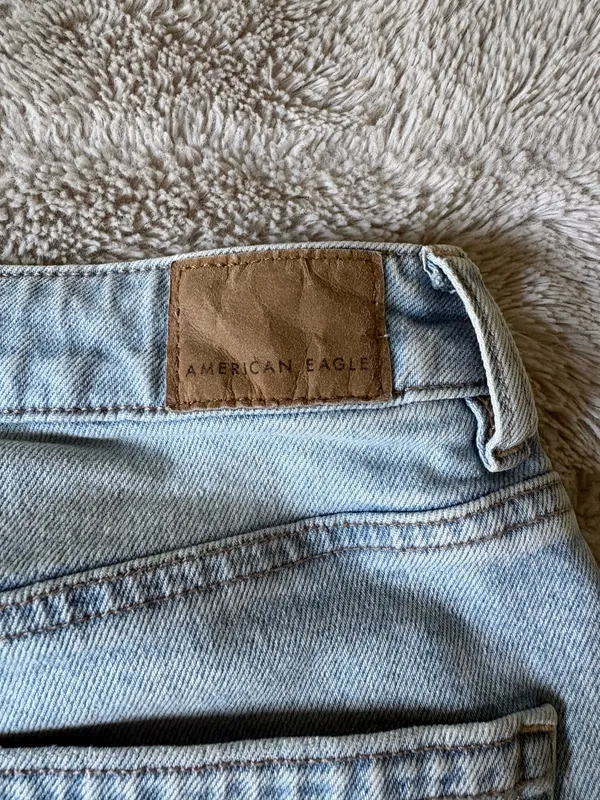 American Eagle Jeans - Image 3