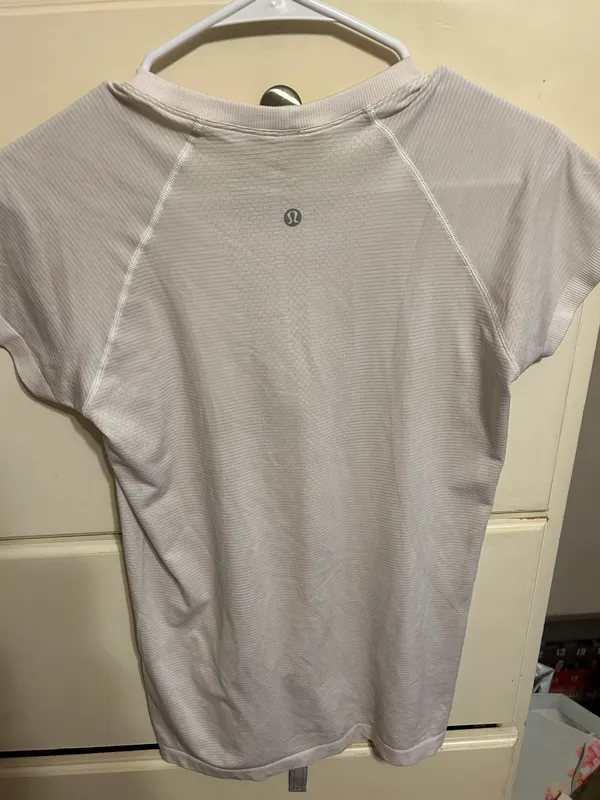 Lululemon White Swiftly Tech Short Sleeve - Image 3