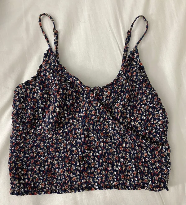 Hollister Crop Top - Image 3
