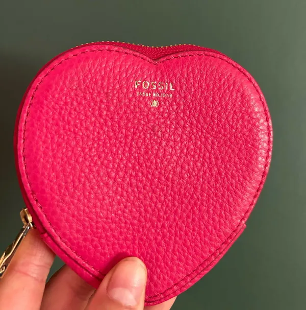 Fossil heart coin purse  - Image 3