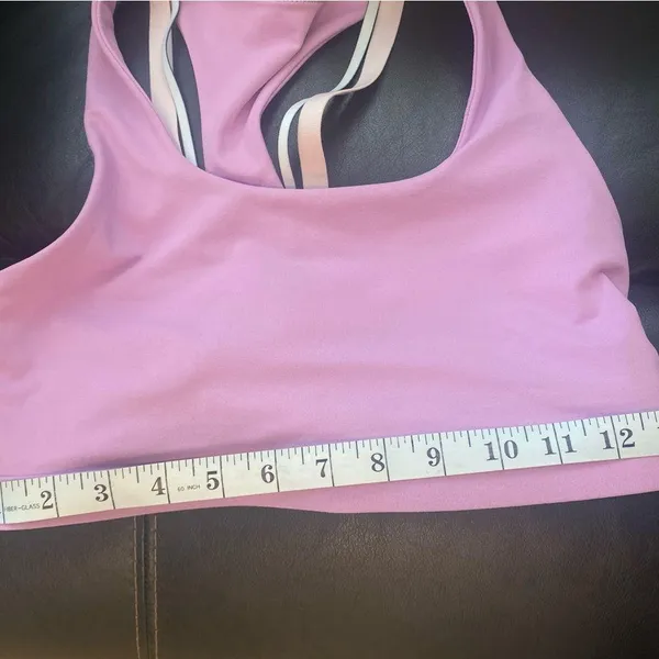 Fabletics Boost Medium Impact soft sports bra top - Image 4