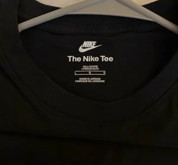 The Nike Tee Men’s Large Black  - Image 5