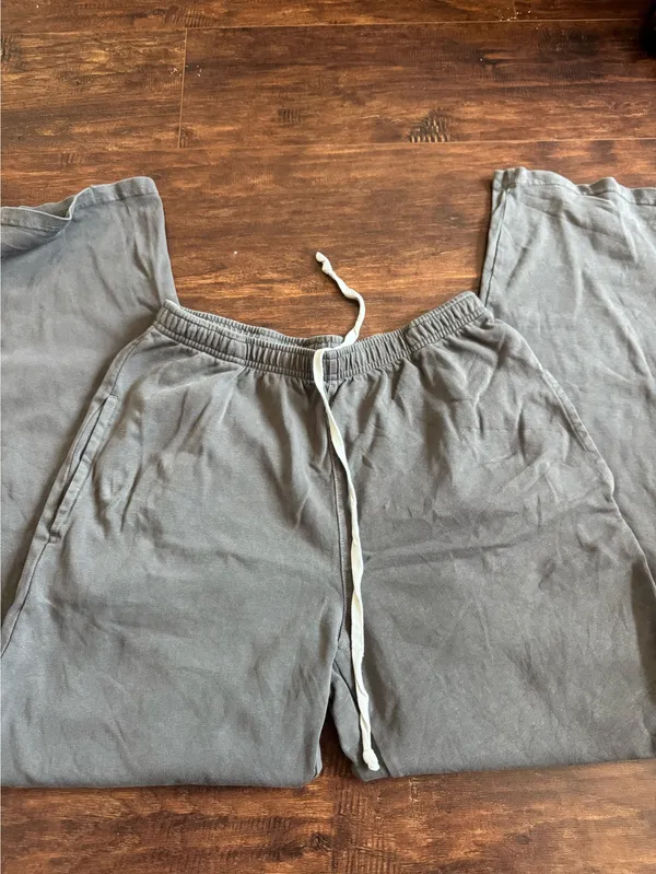 Brandy Melville Sweatpants - Image 3