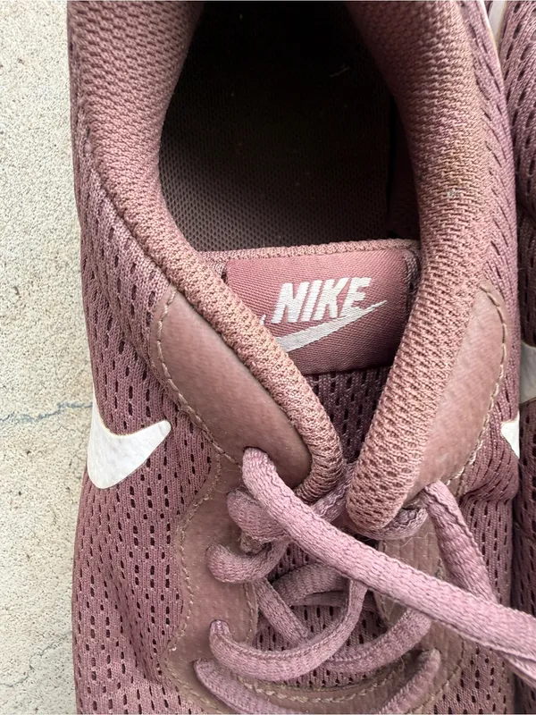 Nike Tanjun Women’s Running Shoes Mauve Pink Mesh Sneakers Size 9 - Image 5