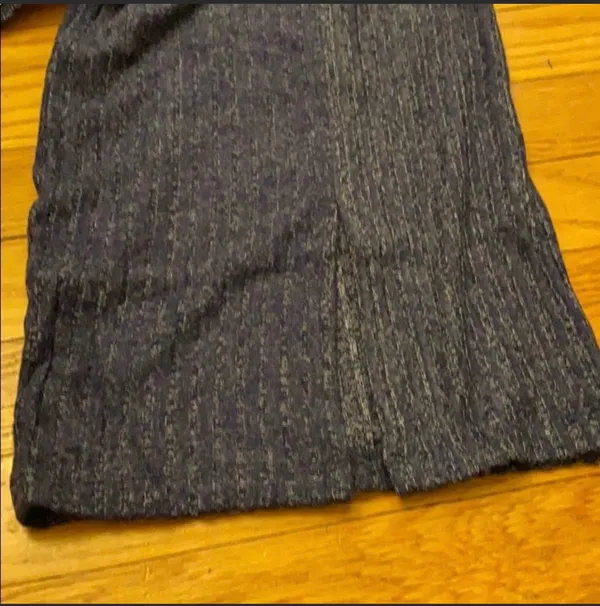 NWT  Ribbed Haci Cropped Athleisure Capri - Image 8
