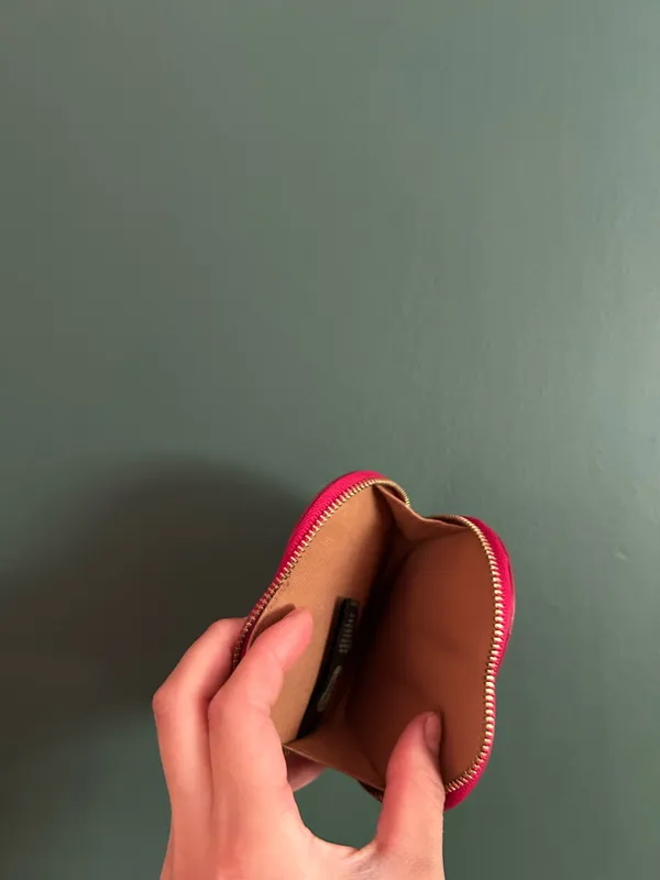 Fossil heart coin purse  - Image 8