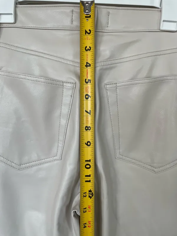 Abercrombie & Fitch Women’s Slim Straight Ultra High Rise Jeans – Size 28/6R - Image 4