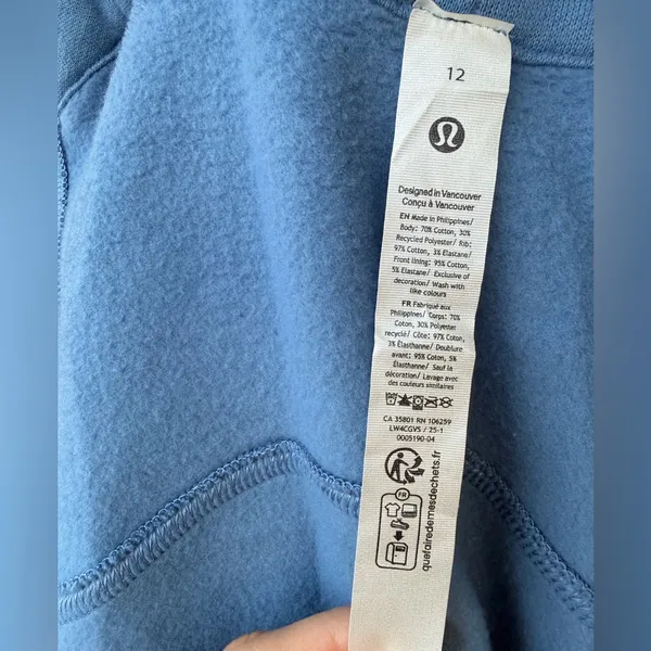 lululemon athletica Blue Jacket With a gold zipper - Image 6