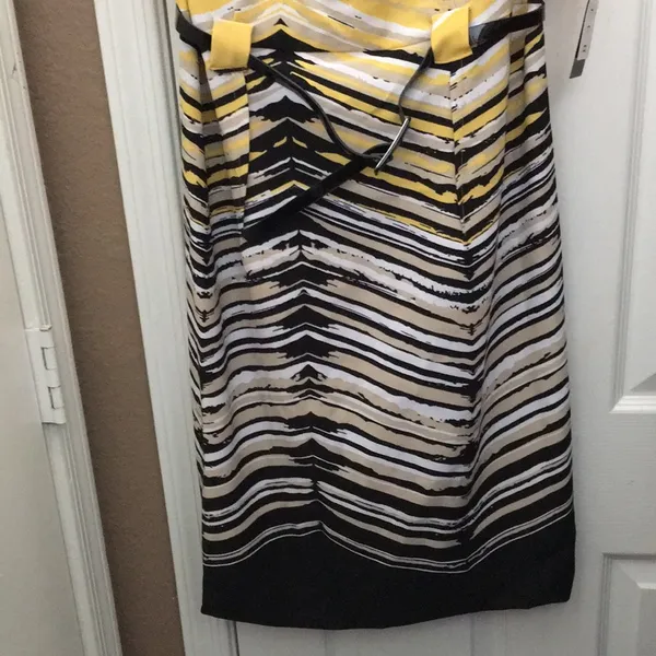 FINAL MARKDOWN Ladies’ Ile NWT Dress (12) Yellow - Image 2