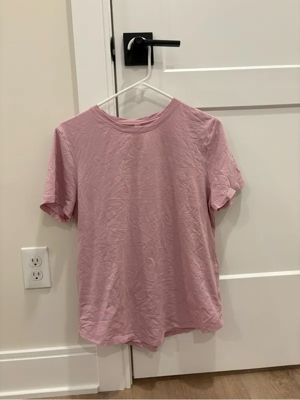 Lululemon Curved Hem Crewneck Tee - Image 2