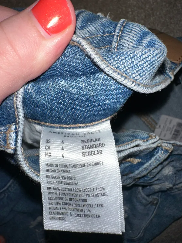 American Eagle Outfitters Ripped Jeans - Image 3