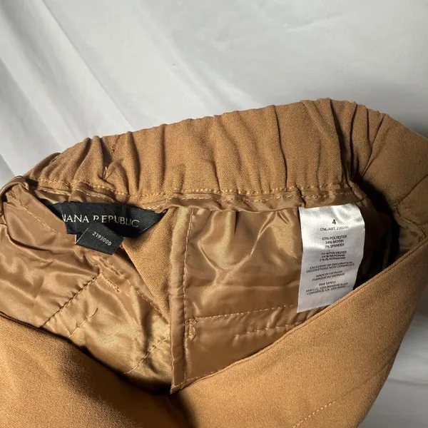Banana Republic pants  - Image 5