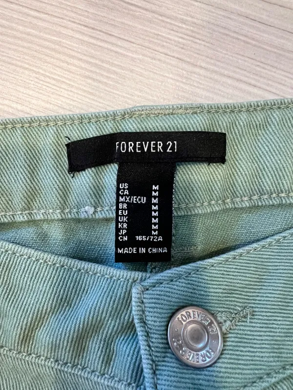 Green Mini Skirt Forever 21 - Image 3