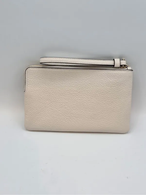 Coach Wristlet Strawberry Corner Zip With Strawberry Graphic new with tags - Image 3