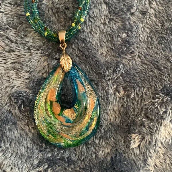 Source Unknown Blue Green Glass Pendant with Blue Green Beads - Image 7