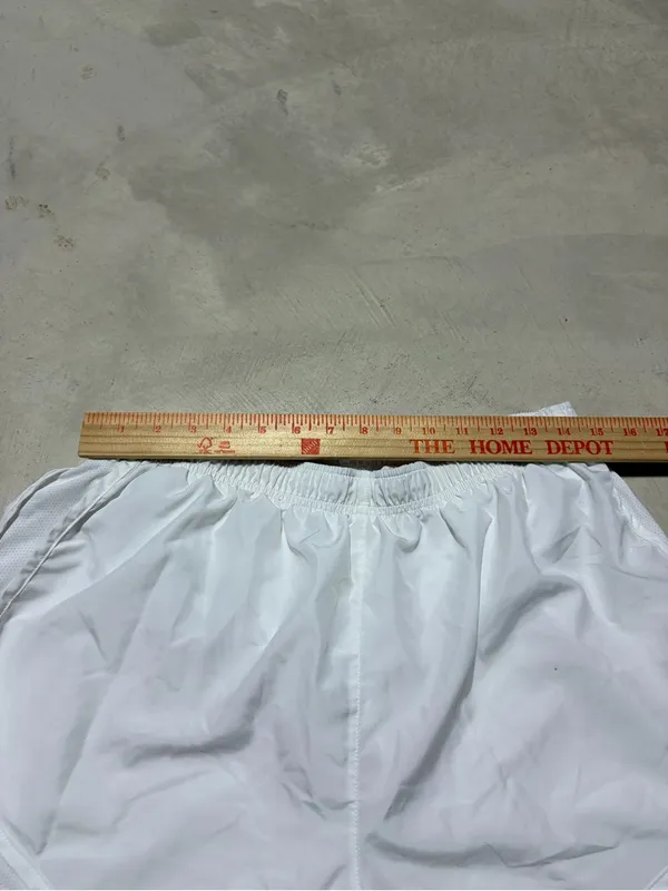 Nike Women’s White Running Shorts XL - Image 5