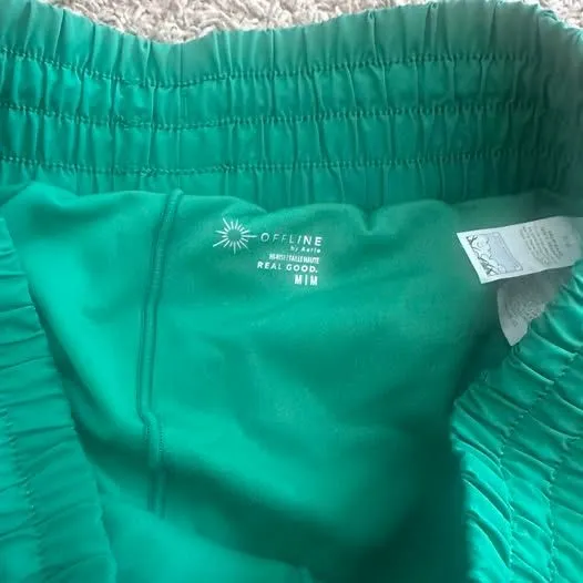 OFFLINE By Aerie 4" Hot Stuff Short Size M - Image 3