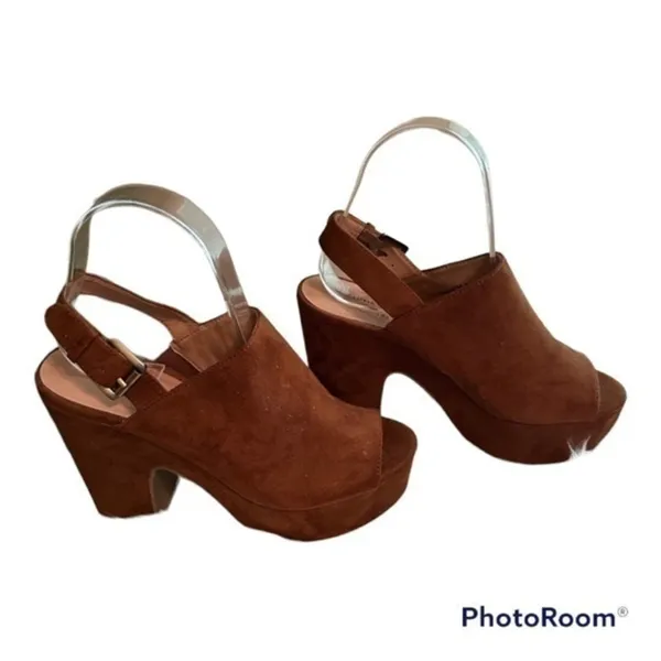 CL by Laundry Brown Suede Heels Size 6 - Image 2