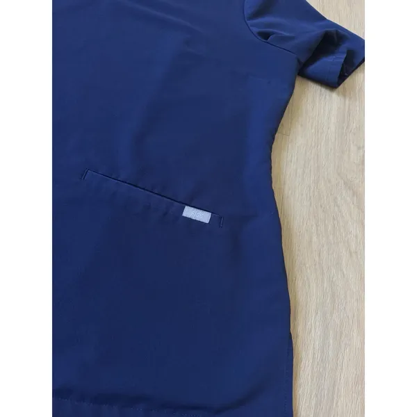 Figs Women's Casma Three-Pocket Scrub Top V-neck Size XLarge Navy Blue Medical - Image 3
