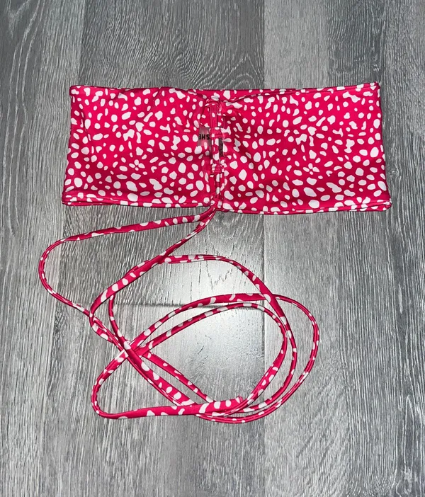 SheIn Strapless Pink Bikini Top - Image 2