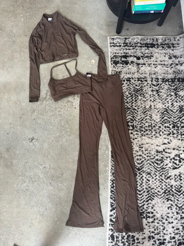 3 Piece Athleisure Set Brown - Image 5