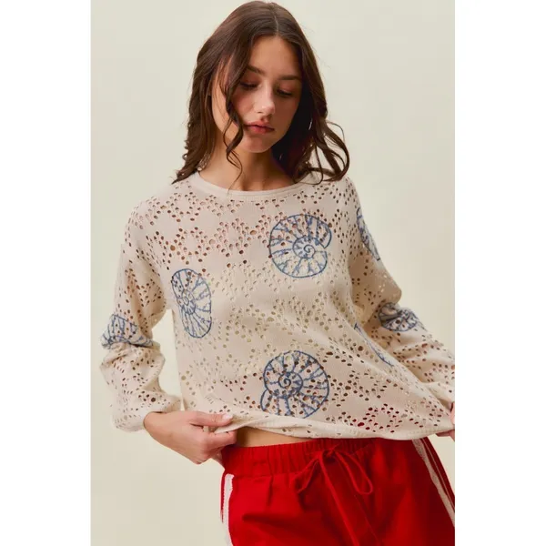 SO ME Seashell Lightweight Sweater Top - Image 4
