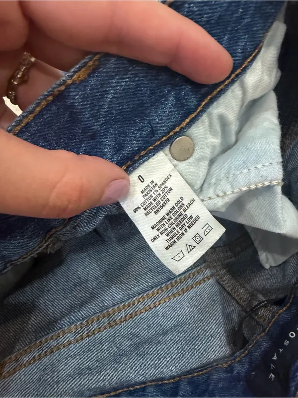 Aéropostale Mom Shorts Size 0 Distressed Light Wash Denim - Image 5