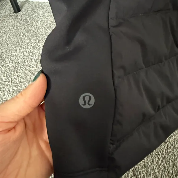 Lululemon Athletica Black Down for it All Quilted Vest - Image 7