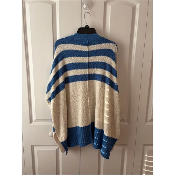 First Love Cozy Striped Oversized Cardigan Sweater Blue & Cream Size XL - Image 4