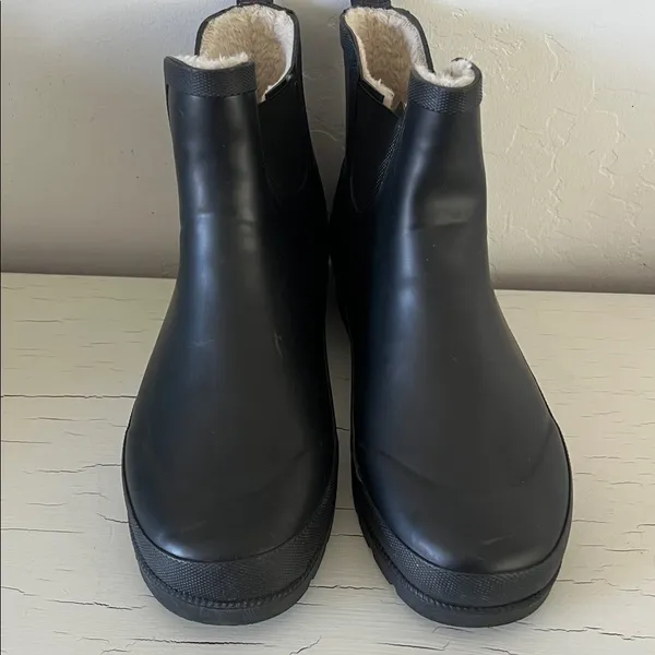 Tretorn Lina Chelsea Rain Boots Waterproof Faux Fur Lined Black Women’s 10 - Image 4