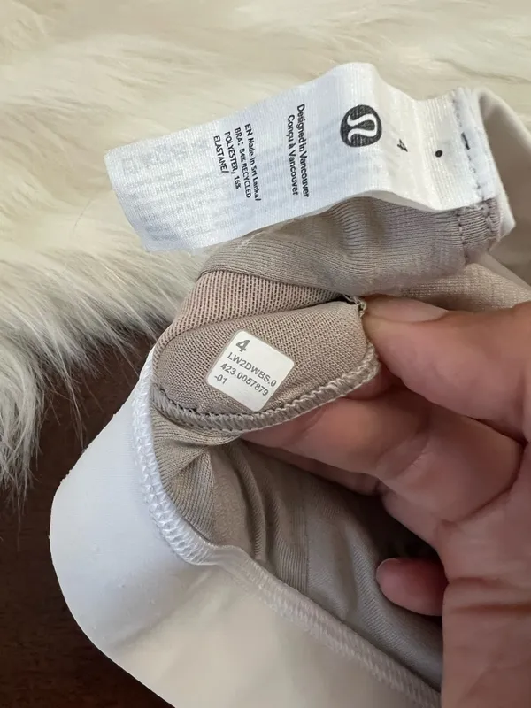 Lululemon Envital Bra White Size 4 Medium Support Cross Back - Image 3