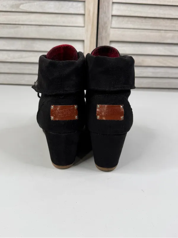 MAD LOVE Women's Black "Shelby" Desert Wedge Lace Up Faux Suede Ankle Bootie-9 - Image 5