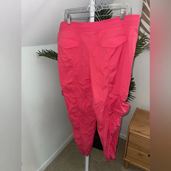 Lululemon Dance Studio Relaxed-Fit‎ Mid-Rise Cargo Jogger glaze pink XL - Image 5