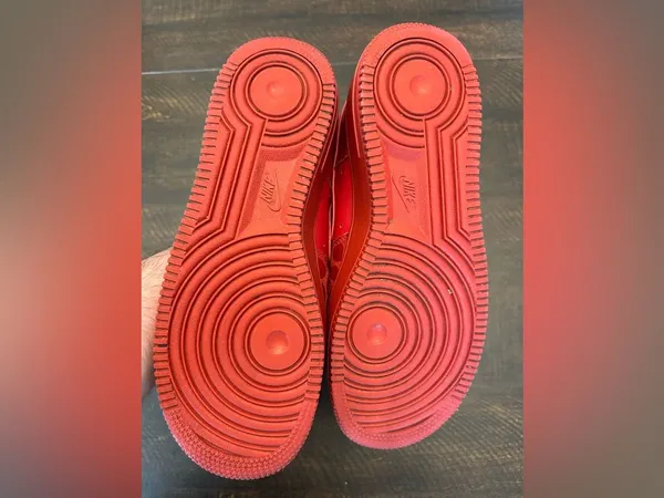 Nike Air Force 1 AF1 Valentine's Day Limited Edition Red Sneakers US Size 9 - Image 8
