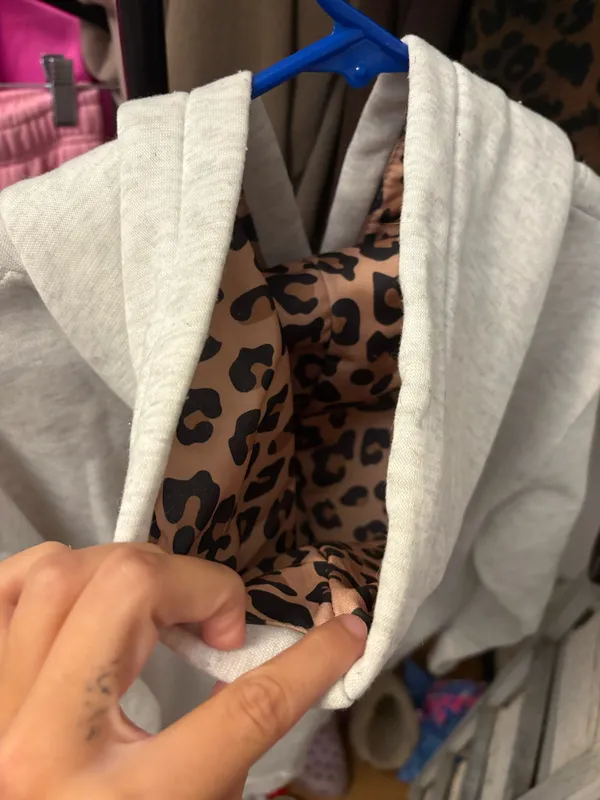 Etsy Cheetah Hoodie - Image 4