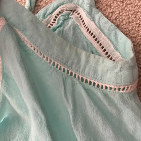 Mika & Gala Scalloped Cropped Eyelet Tank Top Blouse Aquamarine Teal Size 10 EUC - Image 5
