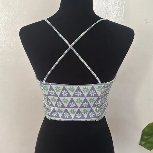 Zara blue & white daisy top EUC - Image 5