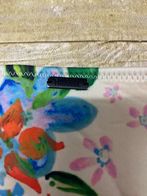 triangl swimwear Multicolor neoprene Floral Bikini size Small - Image 3