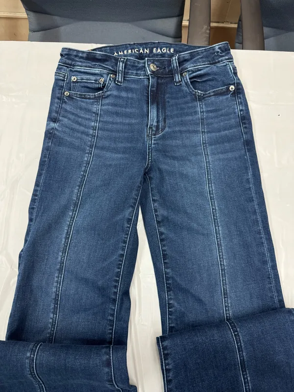 American Eagle Next Level Stretch Festival Flare Jeans Size 4 - Image 2