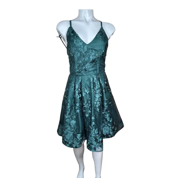 BCX Dress Size 5 Emerald Green Floral Embroidered Fit & Flare Party Dress - Image 11