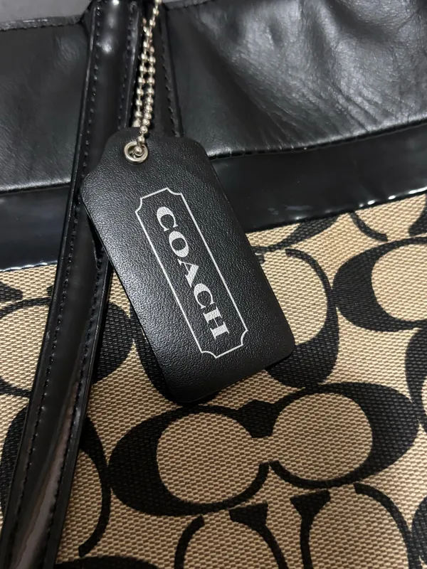 Coach purse  - Image 8