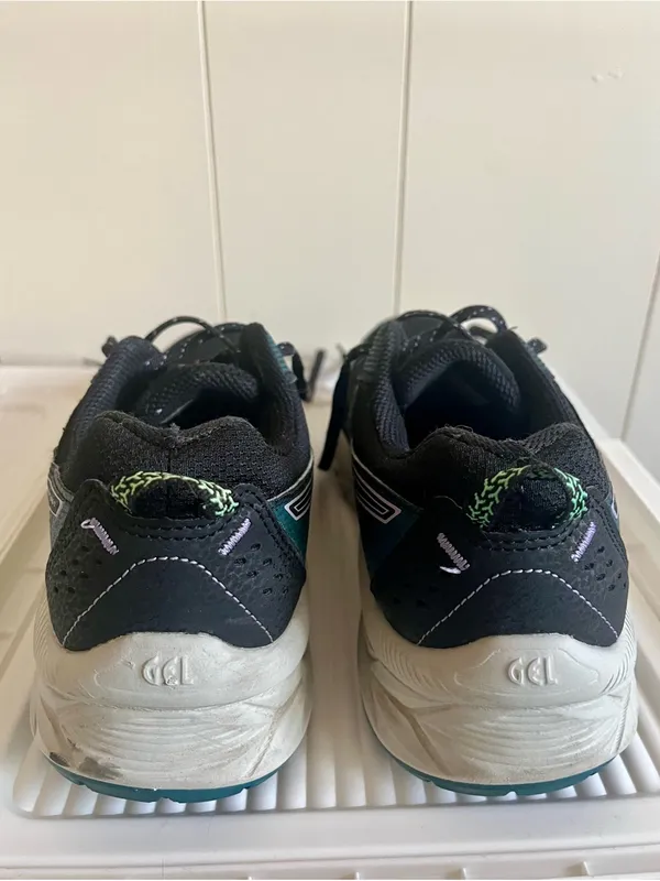 ASICS Gel Venture 9 Running Shoes - Image 7