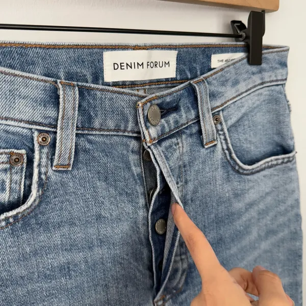 Aritzia Denim Forum 26 Arlo High Rise Straight‎ Jeans Distressed Organic Cotton - Image 3