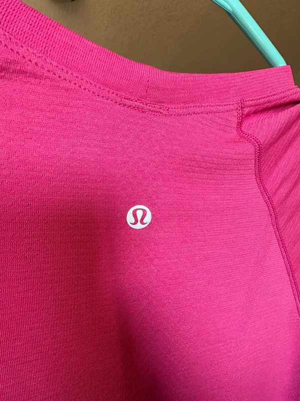 Lululemon Swiftly Tech Short Sleeve - Image 3