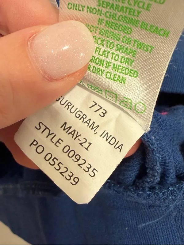 Lilly‎ Pulitzer Blue Embroidered Floral Sweatshirt Size Small - Image 4