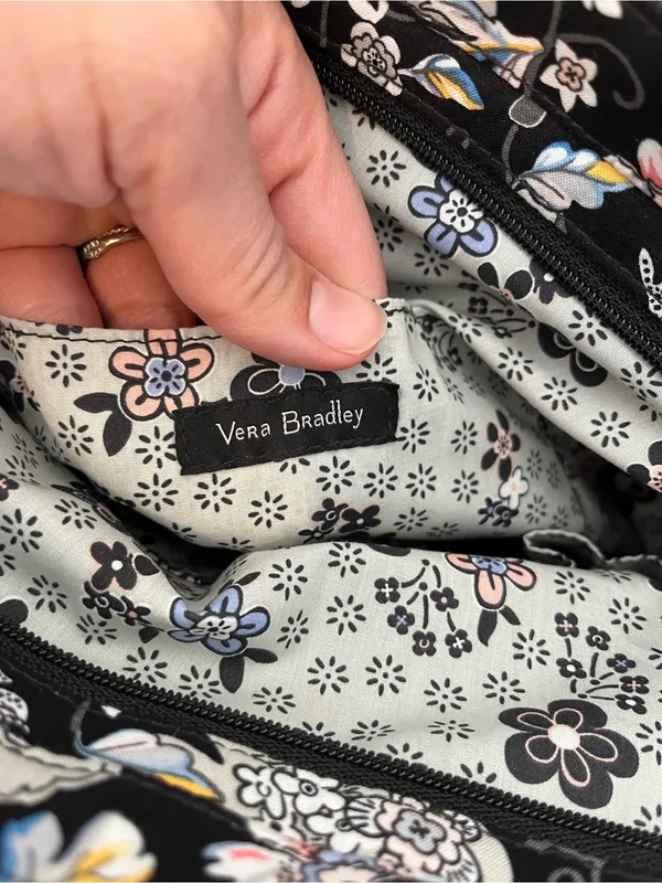 Vera Bradley Vera Tote holland garden Black Floral Quilted Pink Cream zipper - Image 7